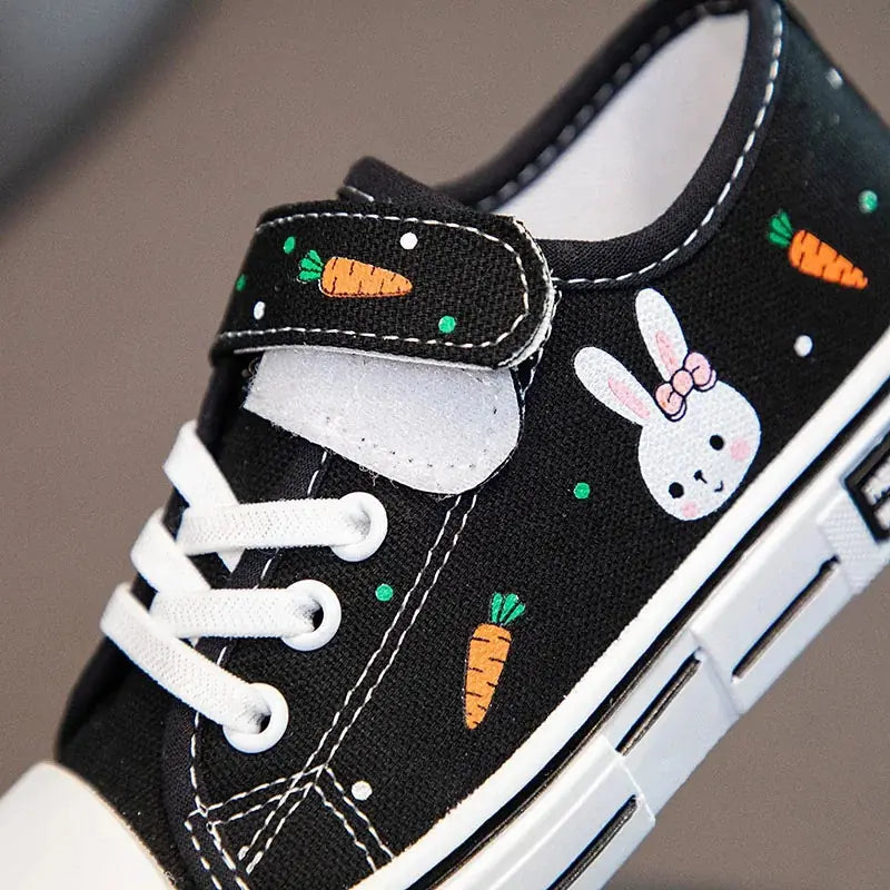 Canvas Shoes motif